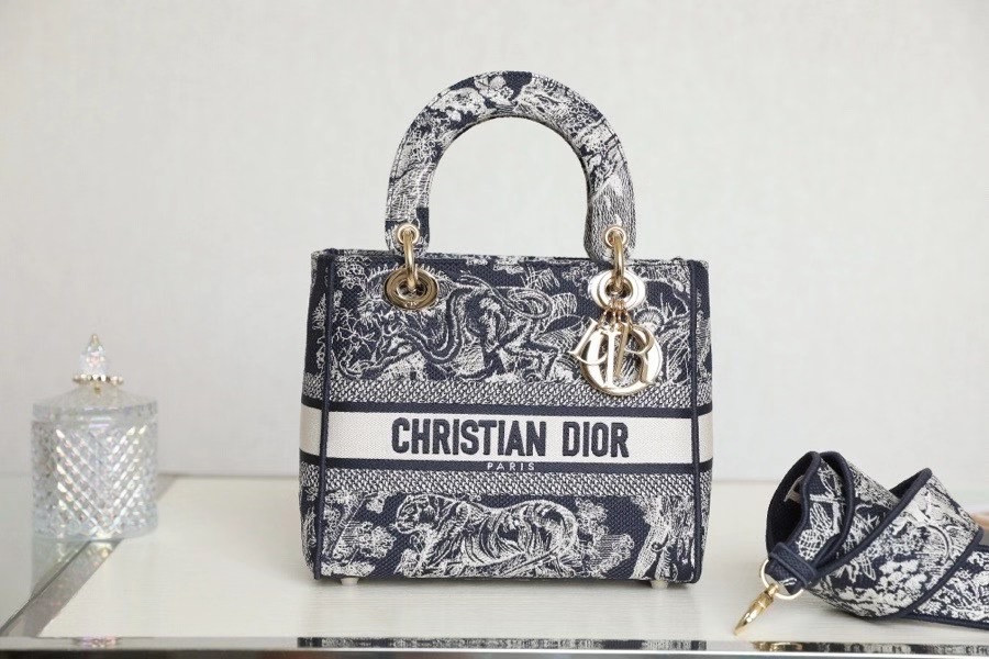 D10r D-lited bag 24cm