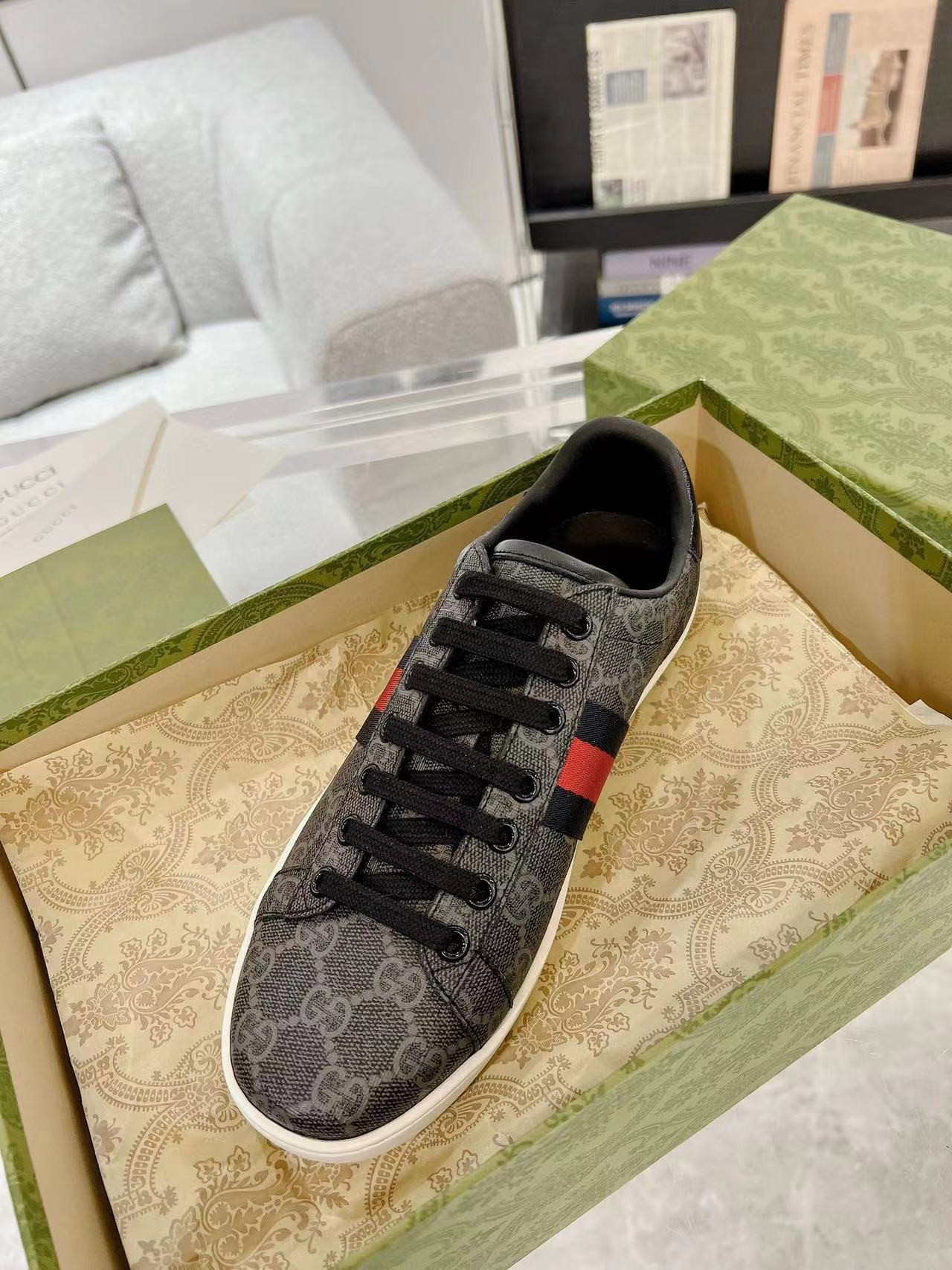 UA Gvc*1 Sneaker With Web