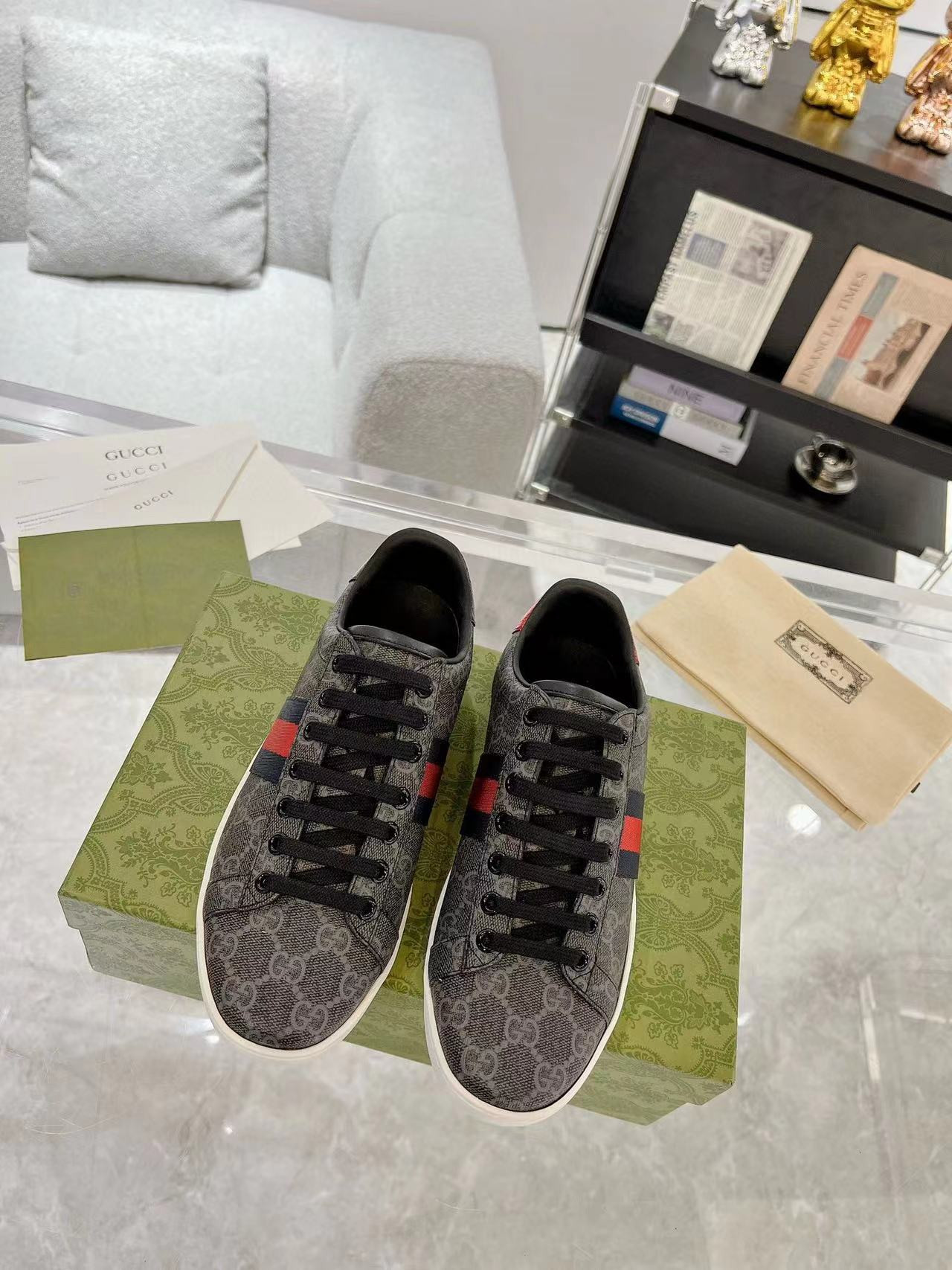 UA Gvc*1 Sneaker With Web