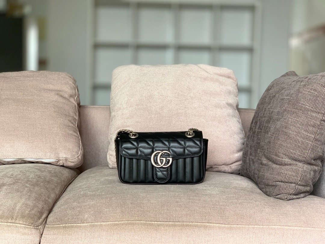 Gvc*1 GG Marmont mini shoulder bag 22cm