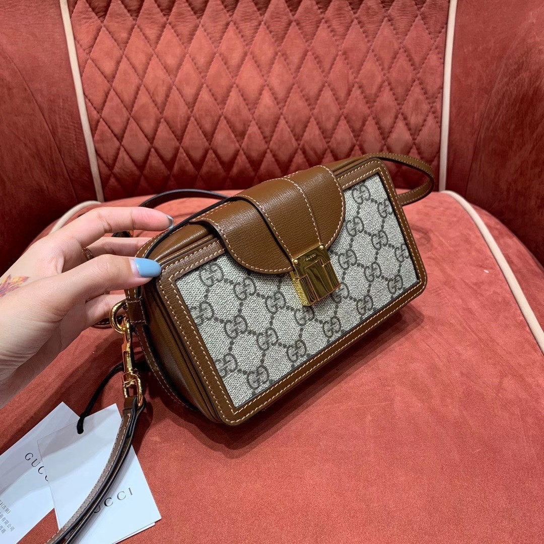 Gvc*1 GG mini bag with clasp closure