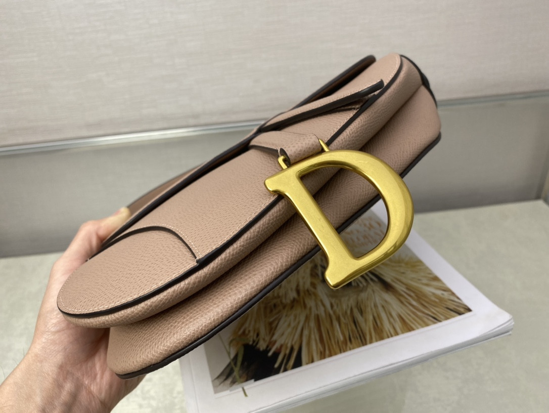 D10r Saddle Bag Warm Taupe Grained Calfskin 25.5x20x6.5cm