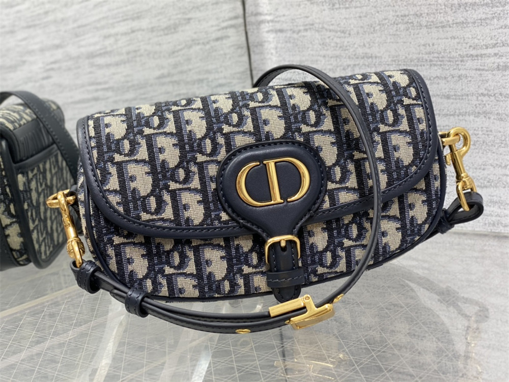 D10r BOBBY EAST-WEST BAG classic monogram pattern