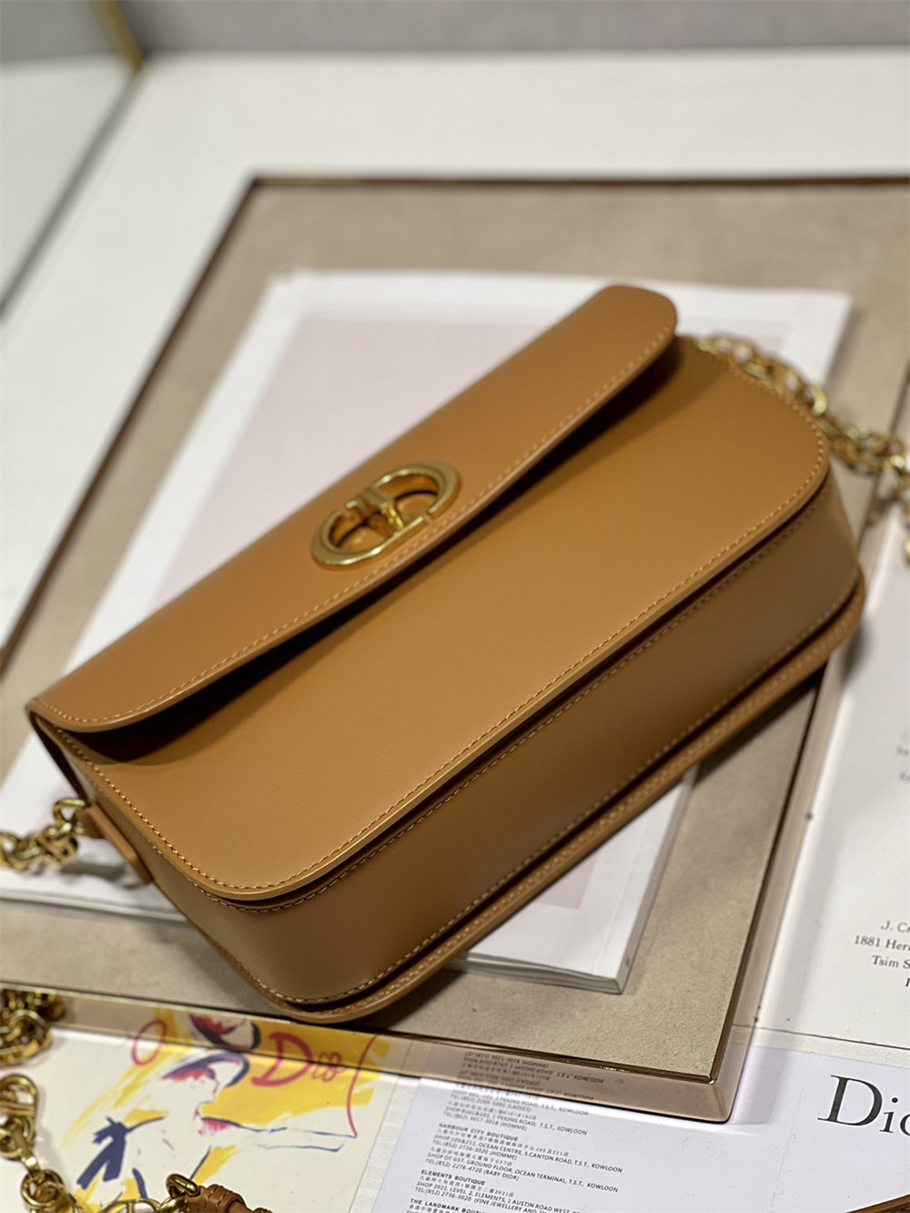D10r 30 Montaigne Avenue Caramel 22.5 x 12.5 x 6.5 cm