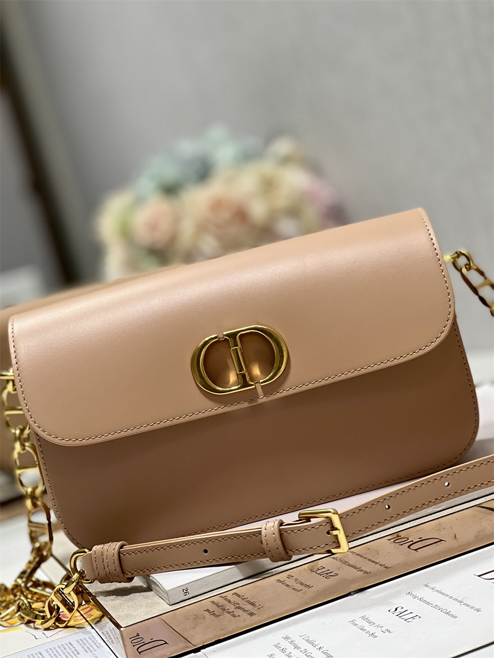 D10r 30 Montaigne Avenue Pink 22.5 x 12.5 x 6.5 cm