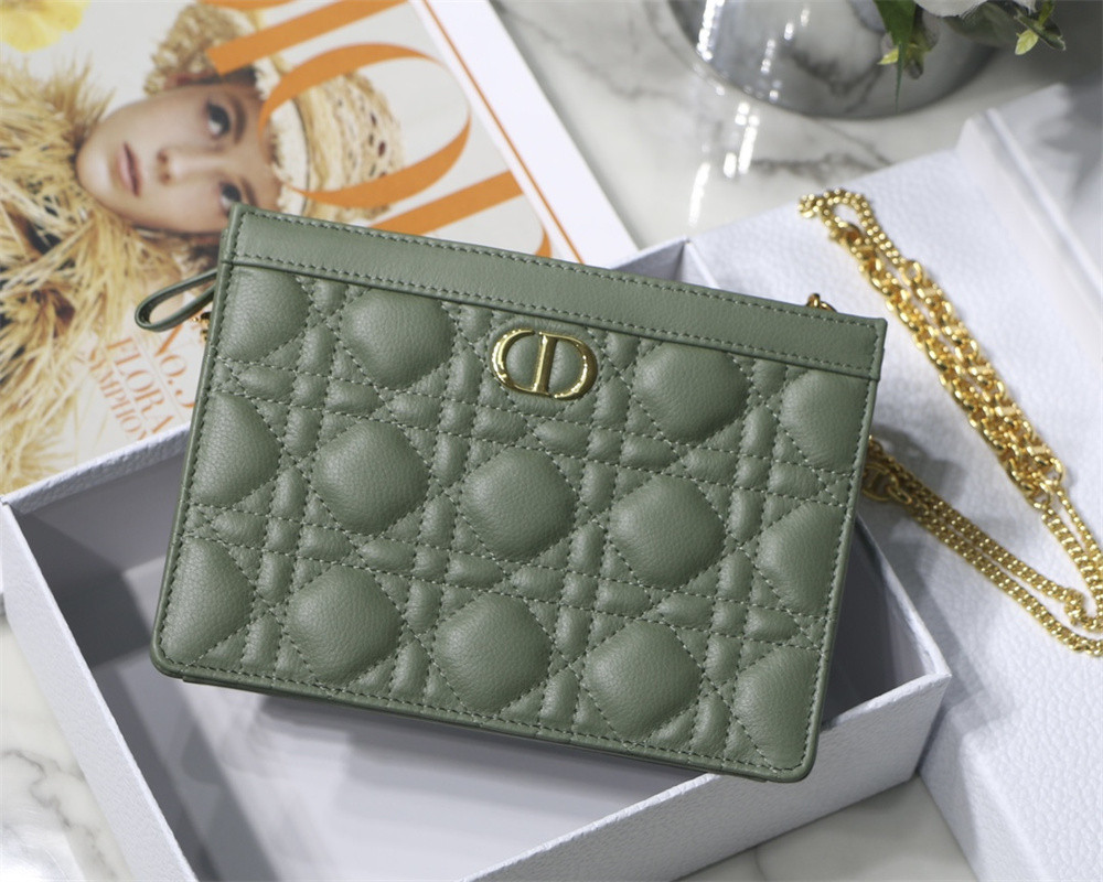 D10r CARO ZIPPED POUCH WITH CHAIN Green S*pple Cannage Calfskin 19 x 14 x 4.5 cm