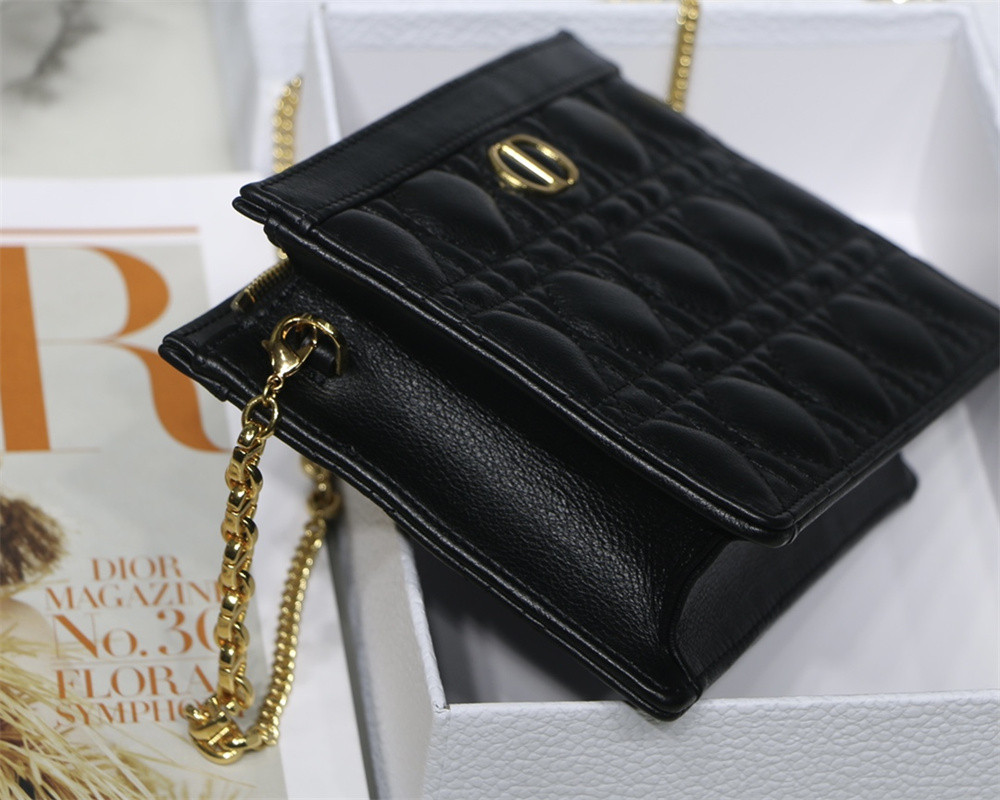 D10r CARO ZIPPED POUCH WITH CHAIN Black S*pple Cannage Calfskin 19 x 14 x 4.5 cm