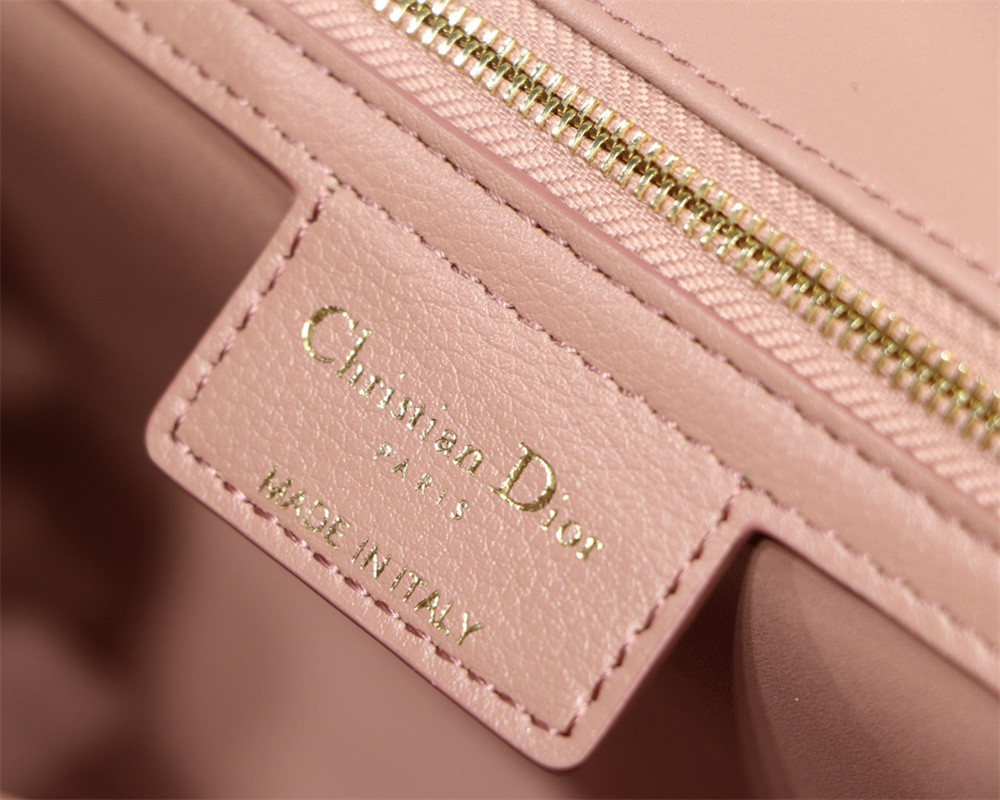 LARGE D10r CARO BAG Pink S*pple Cannage Calfskin 29 x 18 x 10 cm
