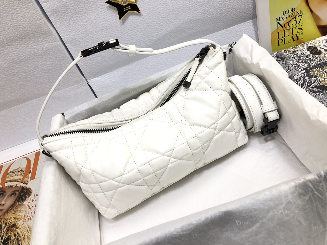 MEDIUM D10r TRAVEL NOMAD POUCH