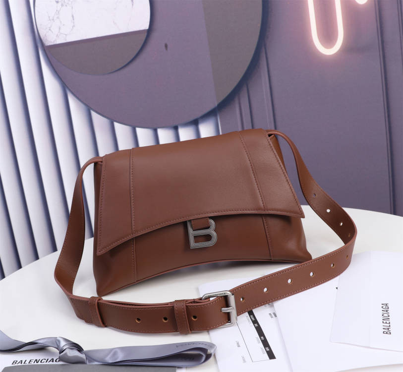 Ba1en*iaga WOMEN'S HOURGLASS HINGE MEDIUM HANDBAG IN Coffee L12 x H6,7 x W4,1 inch