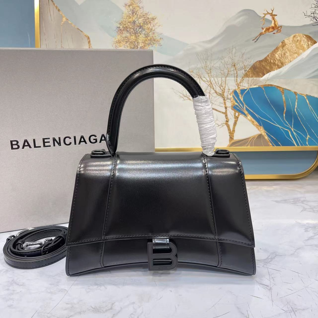 Ba1en*iaga WOMEN'S HOURGLASS SMALL HANDBAG IN SHINY BOX L9 x H5,5 x W3,9 inch