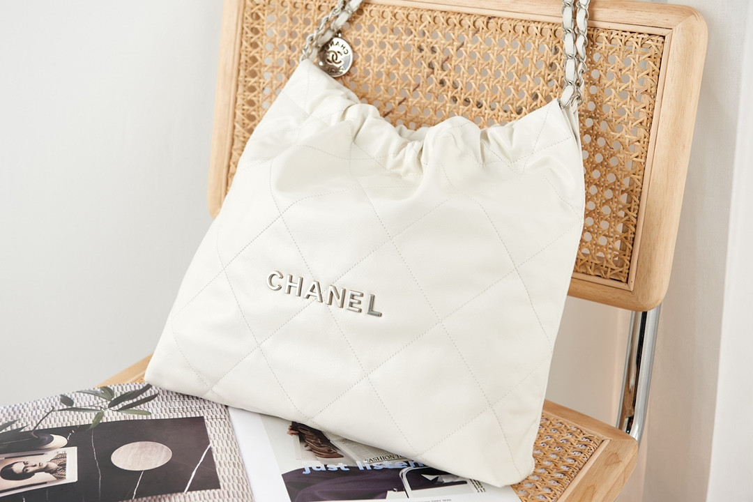 Ch**el 22 HANDBAG Metallic Shaded Calfskin & Silver-Tone Metal White 15.2×16.4×3.1 in