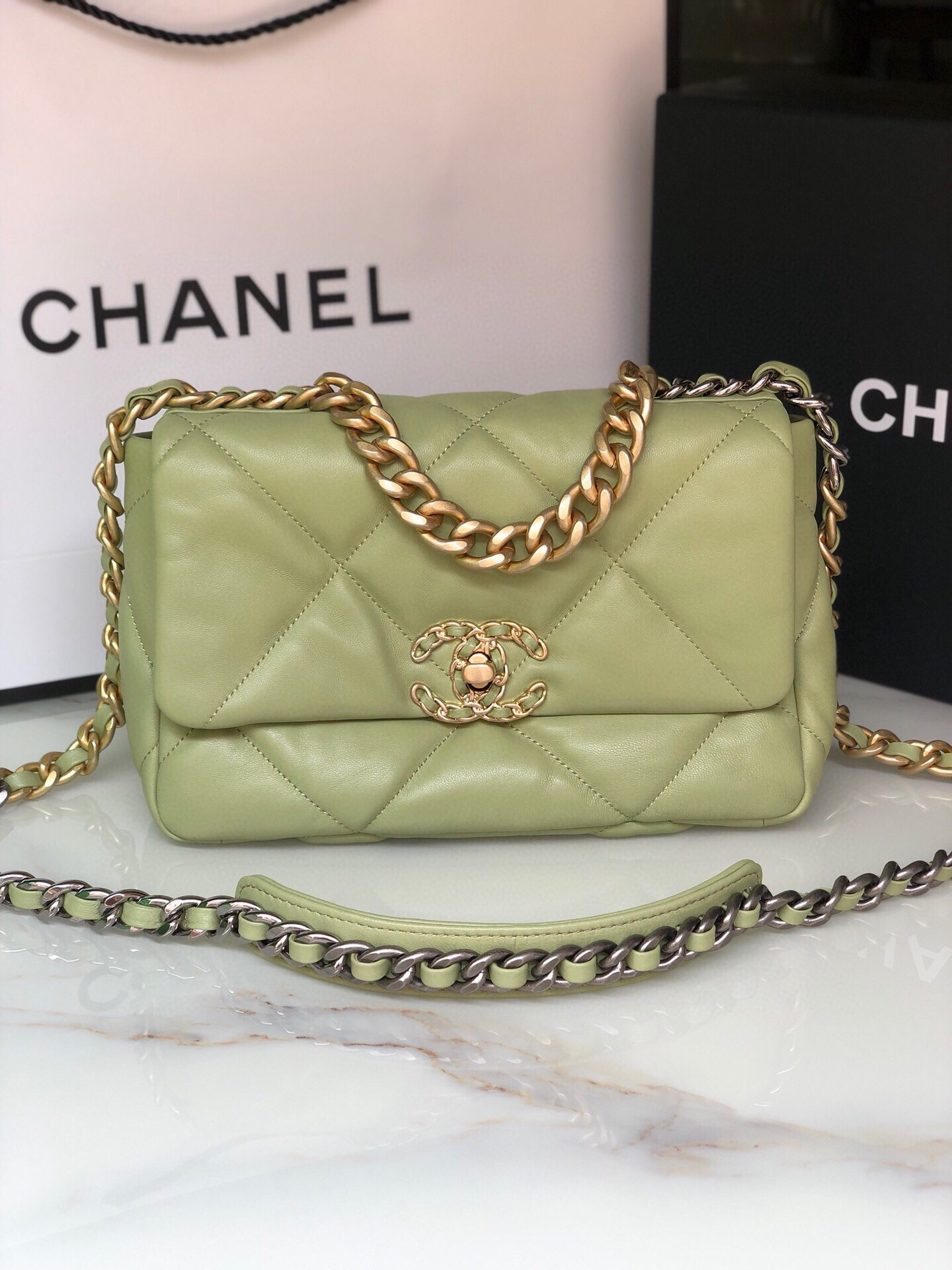 Ch**el 19 HANDBAG Shiny Leather, Gold-Tone, Silver-Tone & Ruthenium-Finish Metal Light Green 6.2 × 10.1 × 3.5 in