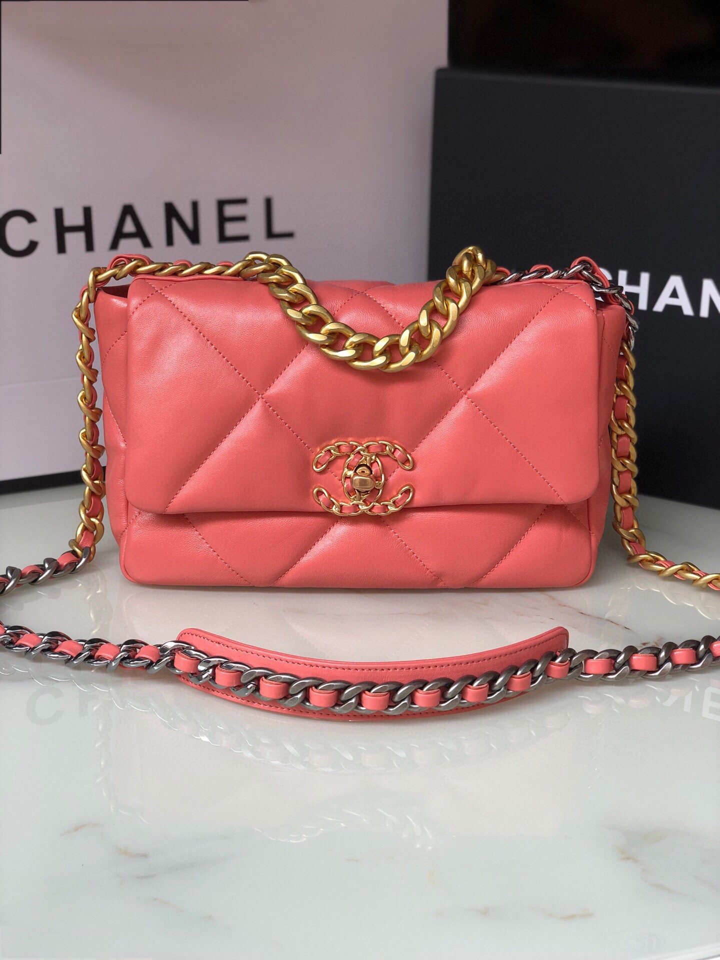 Ch**el 19 HANDBAG Shiny Pink Gold-Tone, Silver-Tone & Ruthenium-Finish Metal 6.2 × 10.1 × 3.5 in