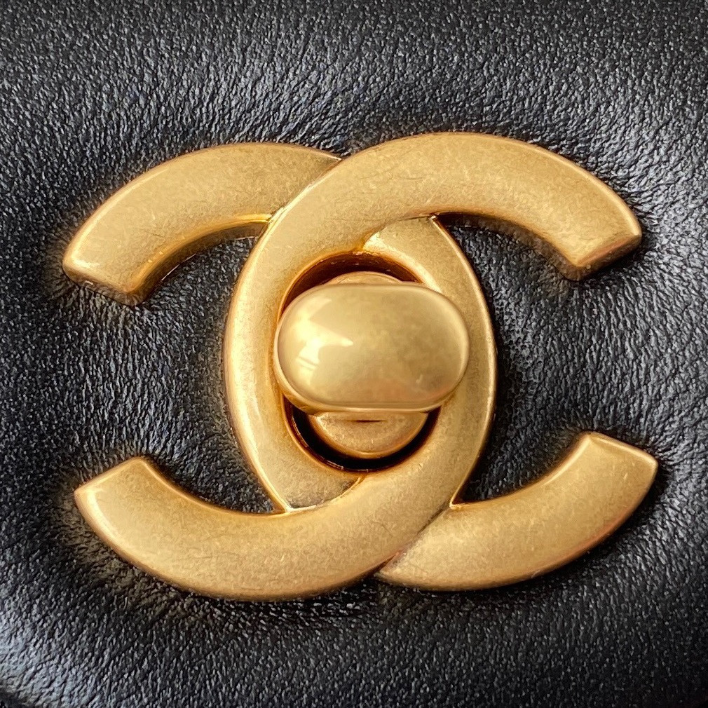 Ch**el MINI FLAP BAG SHINY CALFSKIN & Gold-Tone METAL BLack 5.3 × 6.6 × 3.1 in