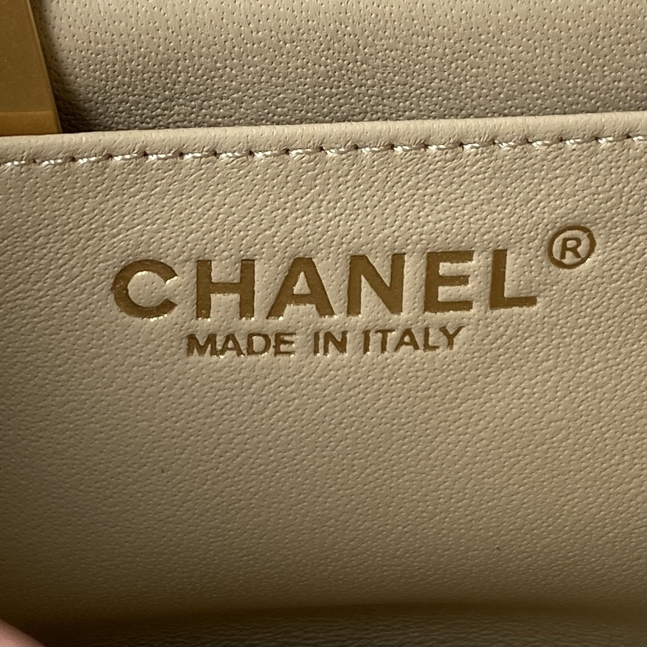 Ch**el MINI FLAP BAG SHINY CALFSKIN & Gold-Tone METAL Beige 5.3 × 6.6 × 3.1 in