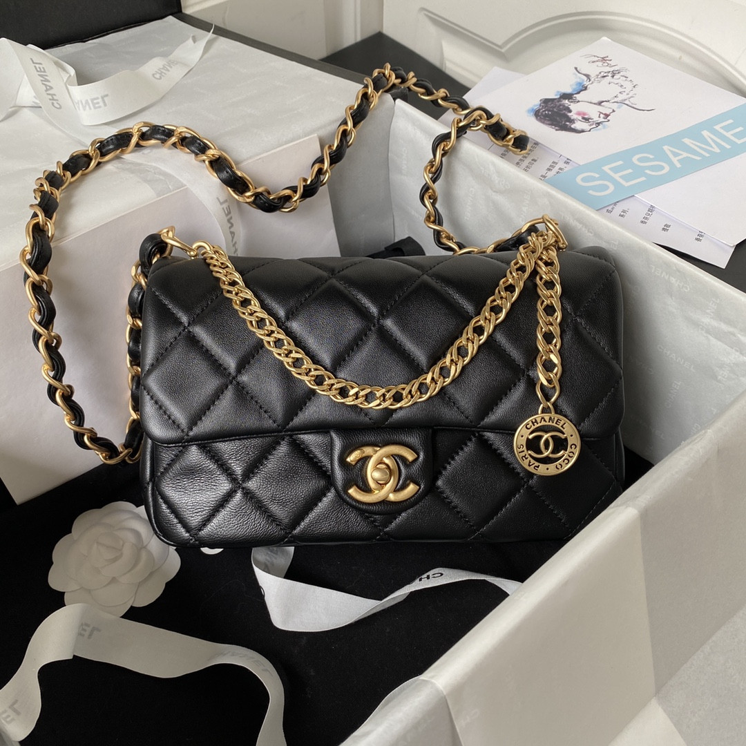 Ch**el SMALL CLASSIC HANDBAG GRAINED SHINY CALFSKIN & Gold-TONE METAL black 5.7 × 9 × 2.3 IN