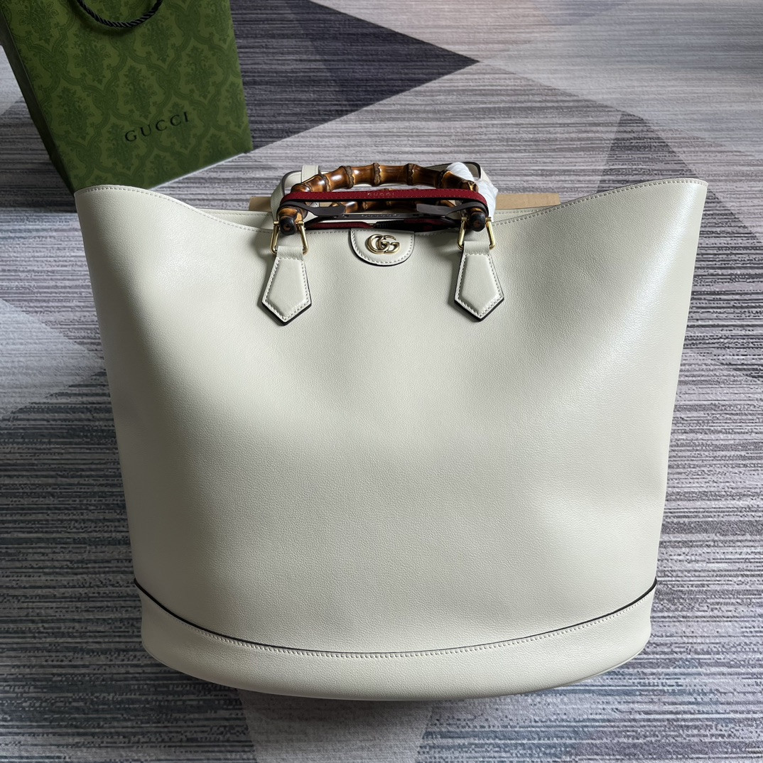 Gvc*1 DIANA LARGE TOTE BAG White 40W x 34H x 21D CM