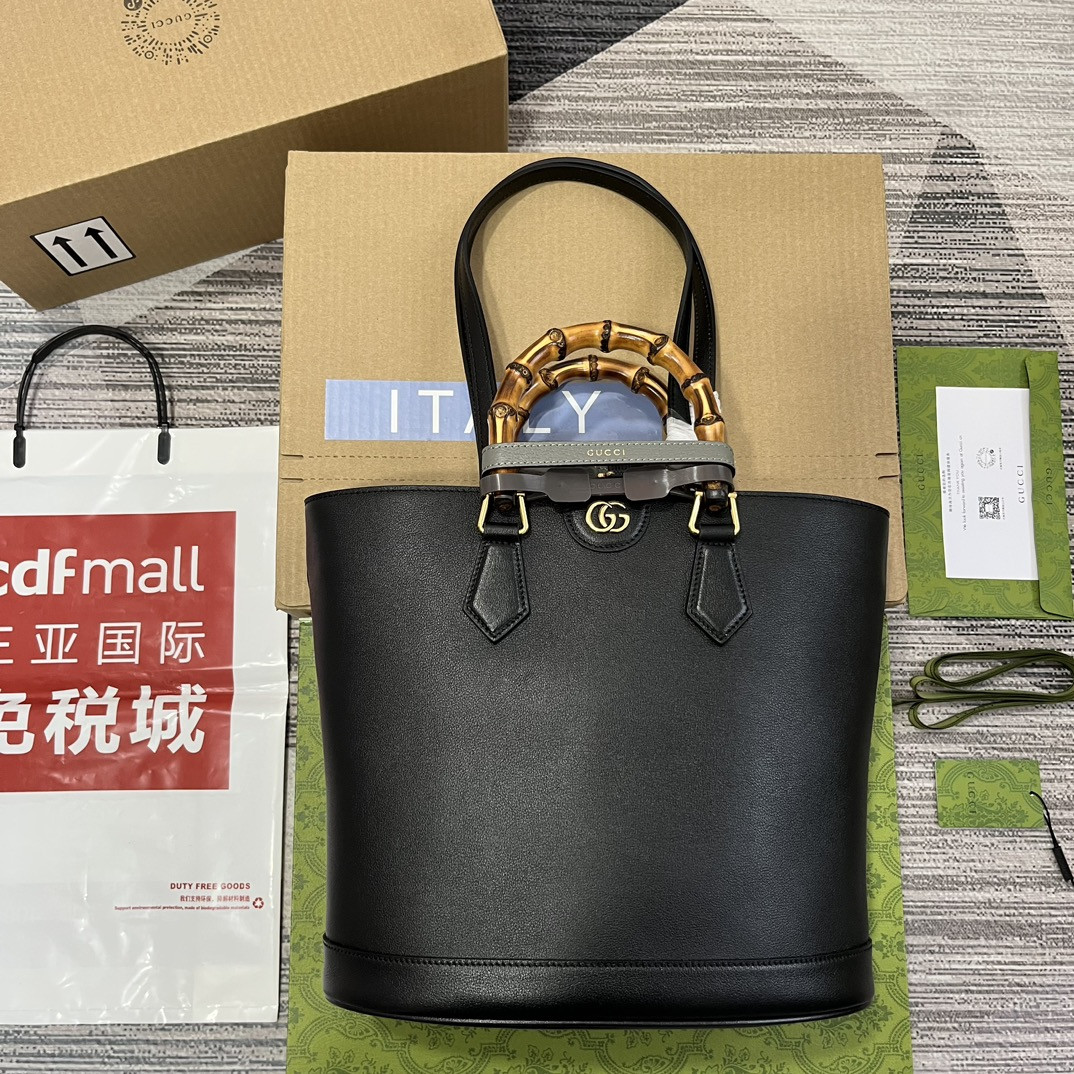 Gvc*1 DIANA MEDIUM TOTE BAG Black 31W x 27H x 15D CM