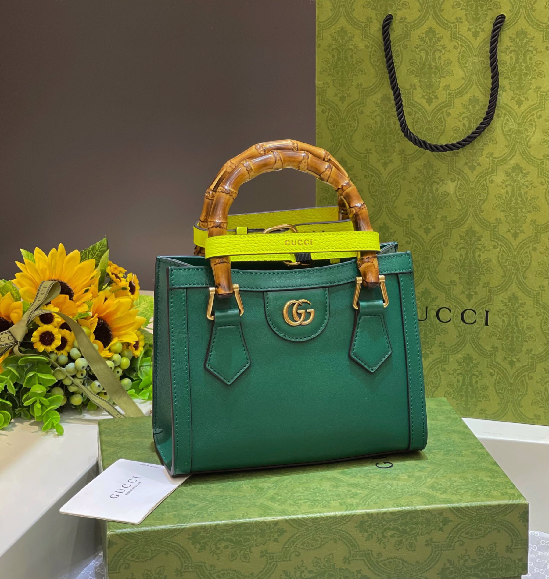 Gvc*1 DIANA MINI TOTE BAG Green 20W x 16H x 10D CM