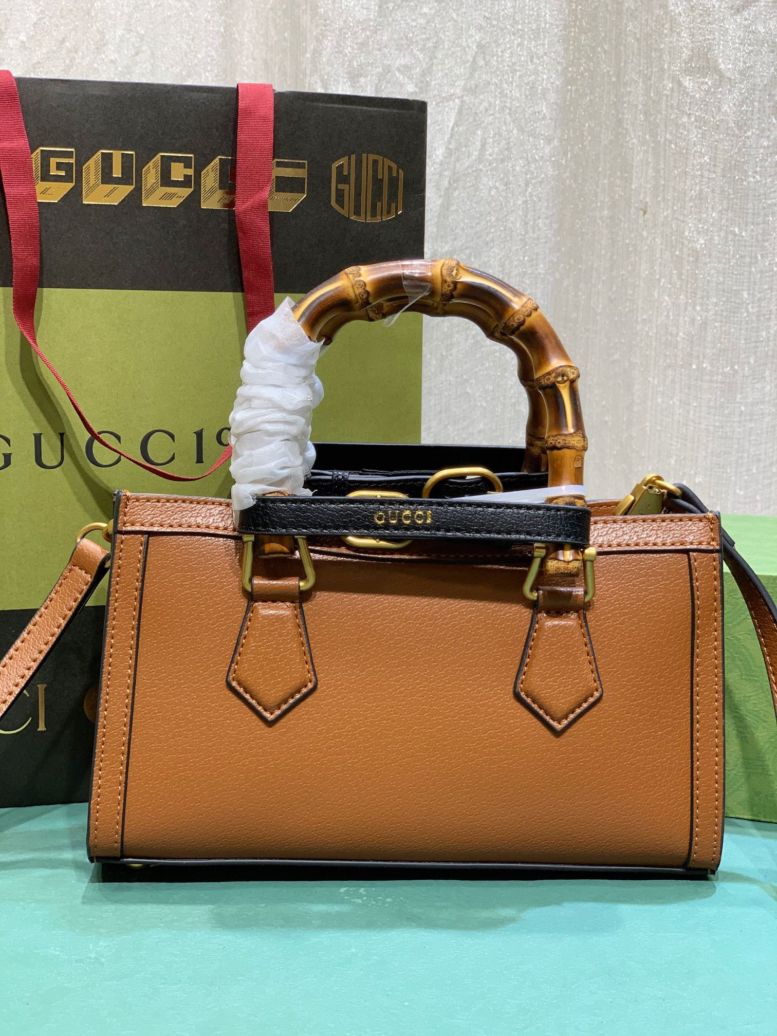 Gvc*1 DIANA SMALL SHOULDER BAG Brown 25W x 16H x 9D CM