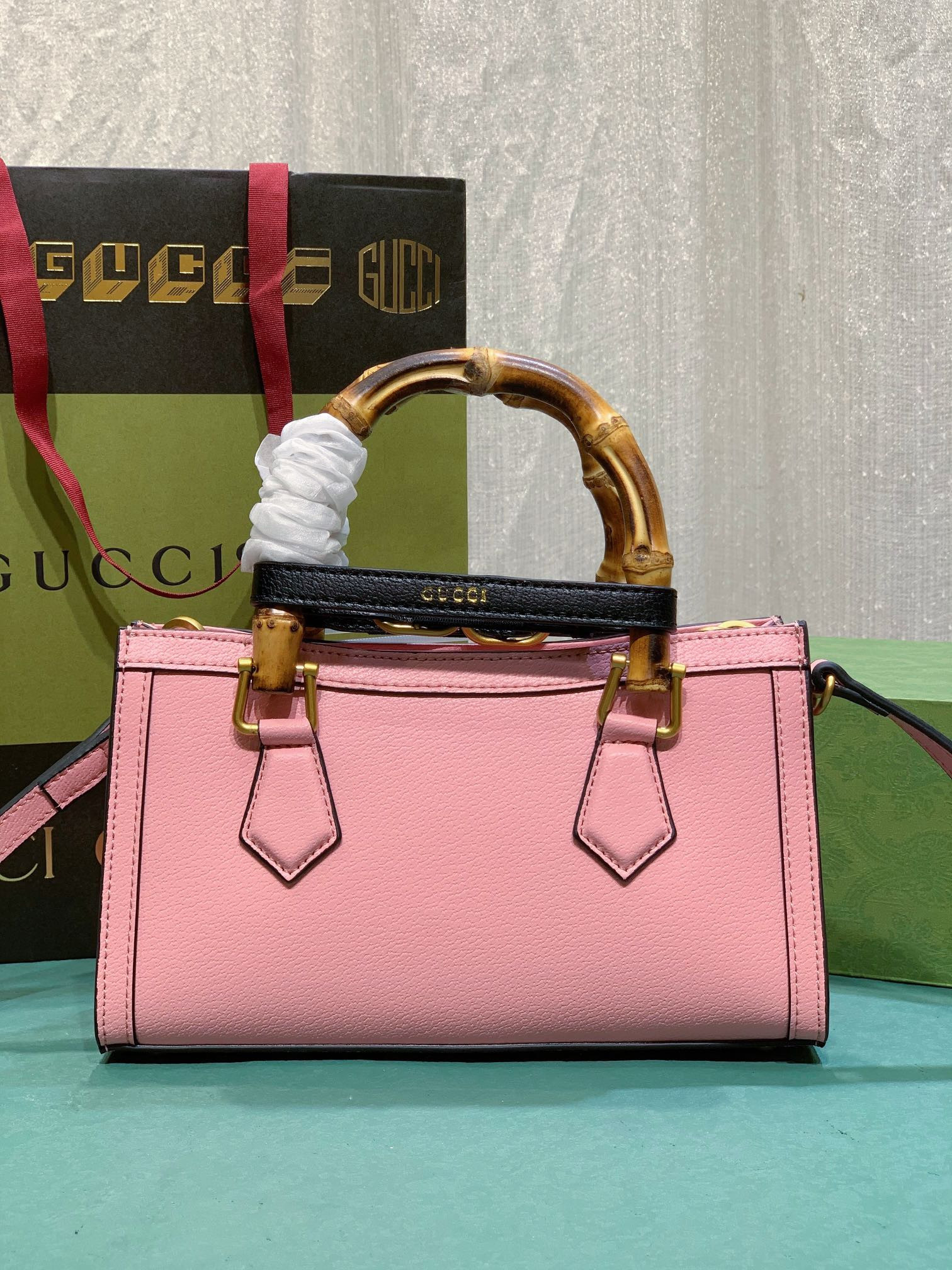 Gvc*1 DIANA SMALL SHOULDER BAG Pink 25W x 16H x 9D CM