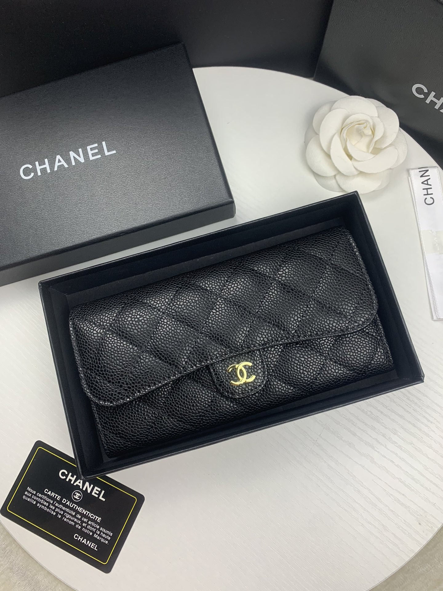 Ch**el FLAP WALLET GRAINED LEATHER BLACK GOLD 19.5 x10 cm