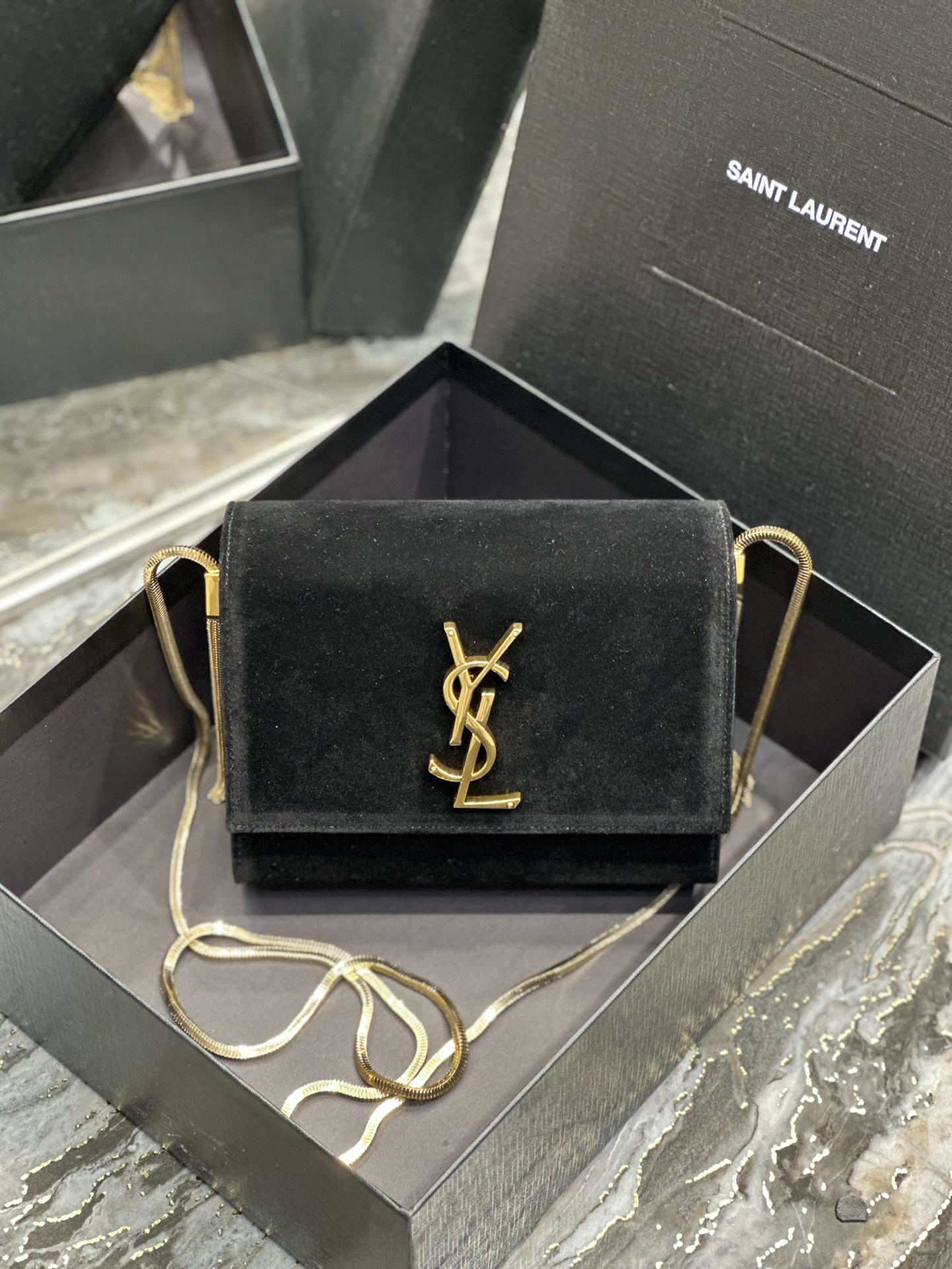 Y51 KATE SMALL IN black 7.8 X 4.9 X 1.9 INCHES