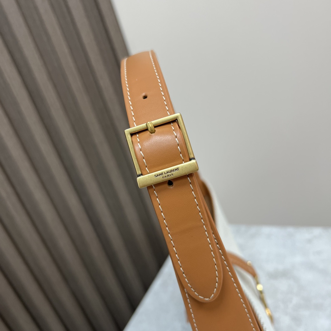 y51 le 5 À 7 in canvas and leather grege and bR1ck 9 x 6.3 x 2.5 inches