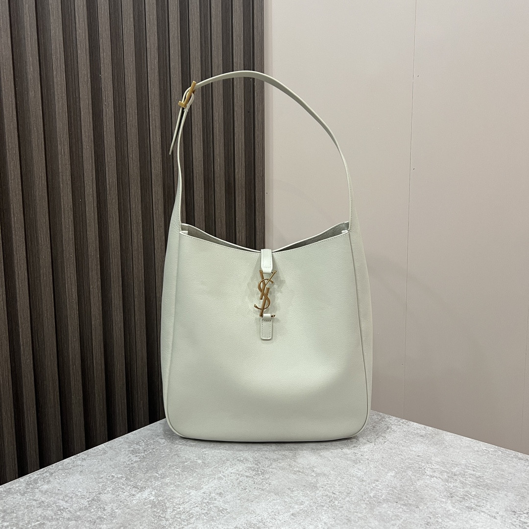 Y51 LE 5 À 7 S*pPLE LARGE IN SMOOTH LEATHER BLANC VINTAGE 11.8" X 11" X 4.3"