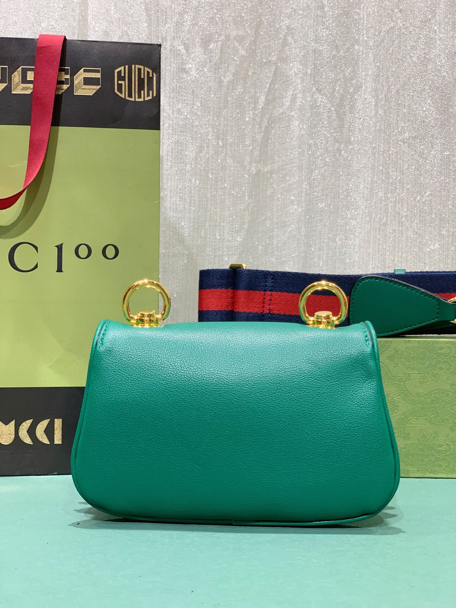 Gvc*1 BLONDIE MINI BAG GREEN 8.7"W x 5.1"H x 2.2"D