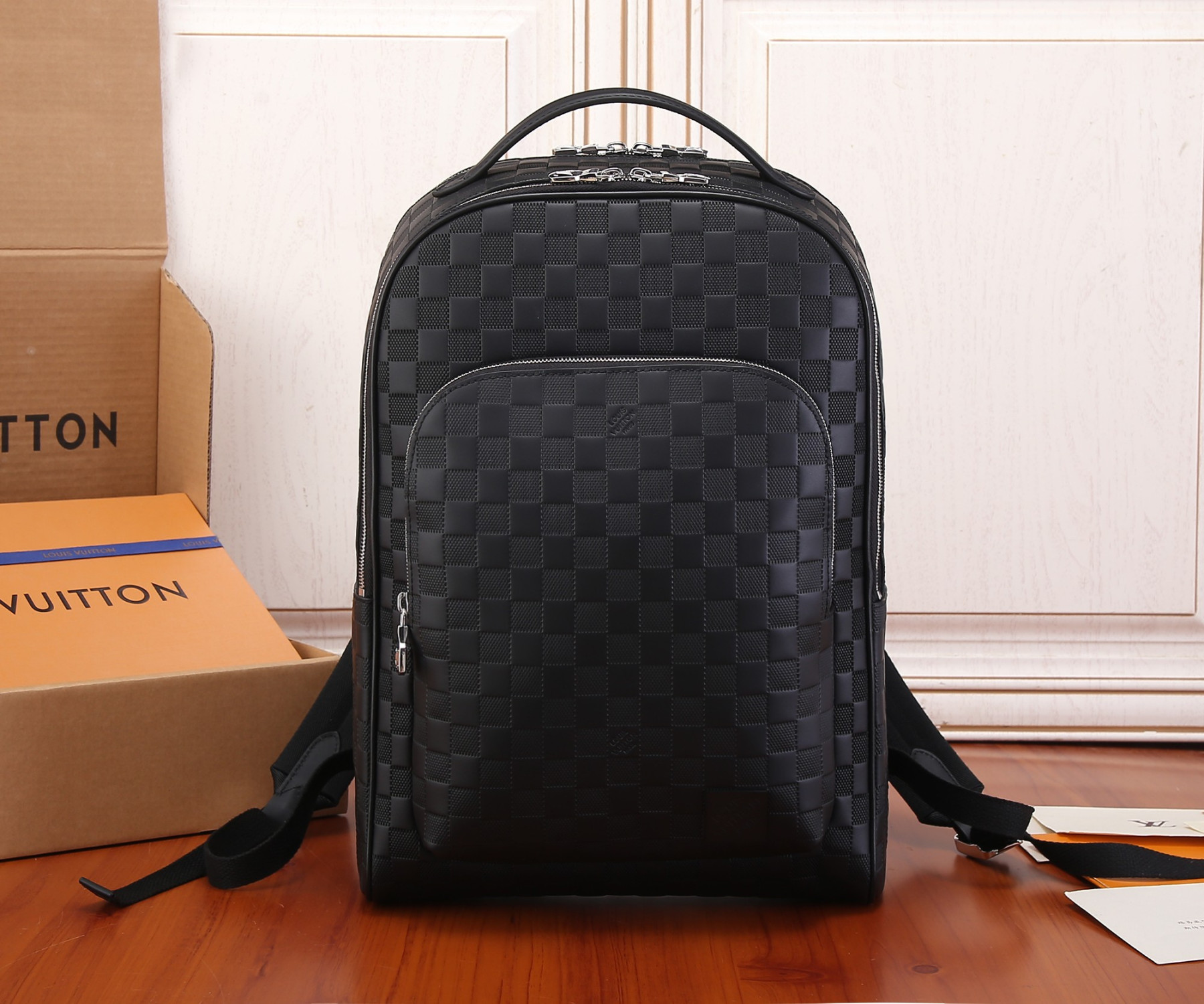 L0vis Vvtt0n N40501 Avenue Backpack 40 x 31 x 15 cm