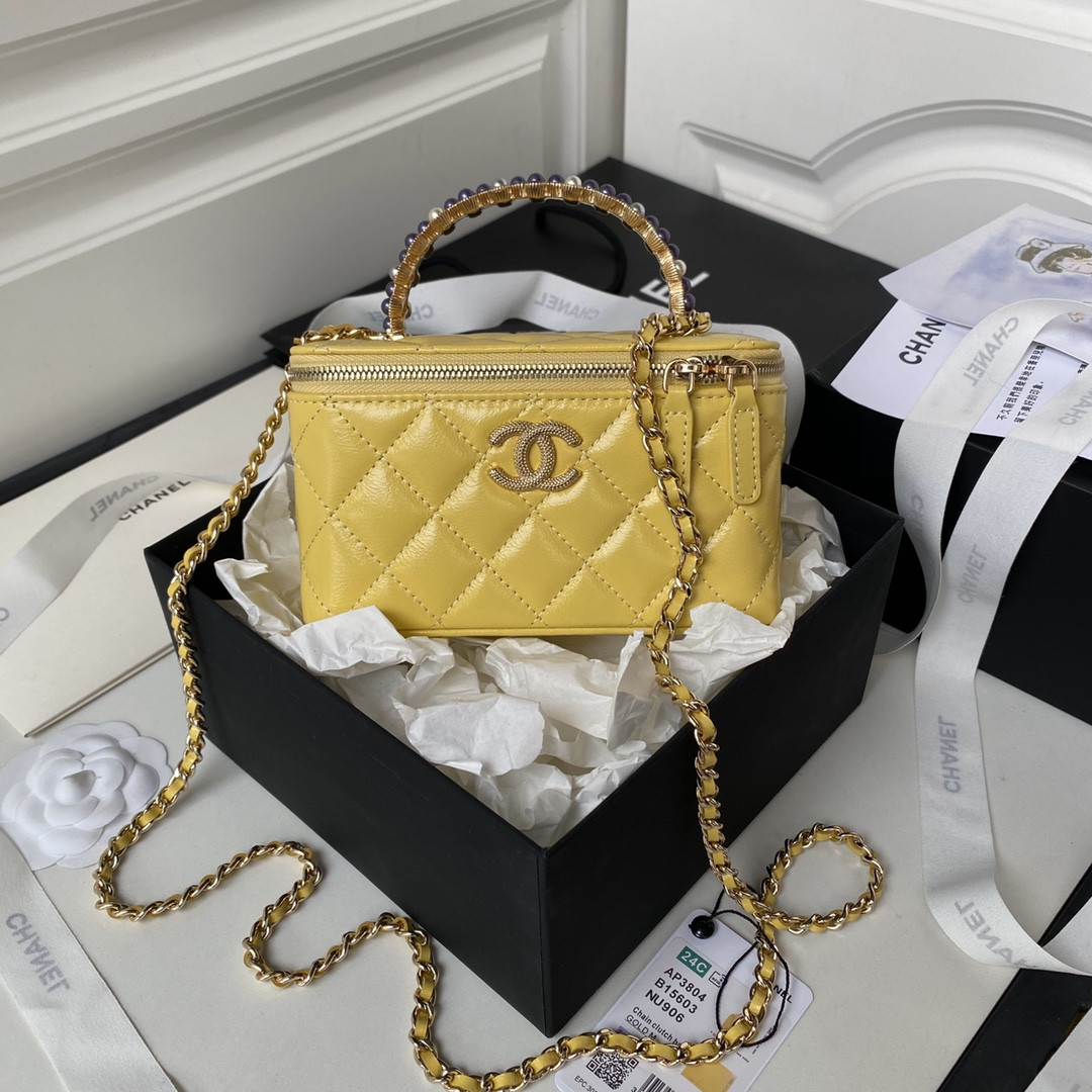 Ch**el 24P CHAIN LEATHER SQUARE BOX SHOULDER BAG YELLOW 16x10x8cm