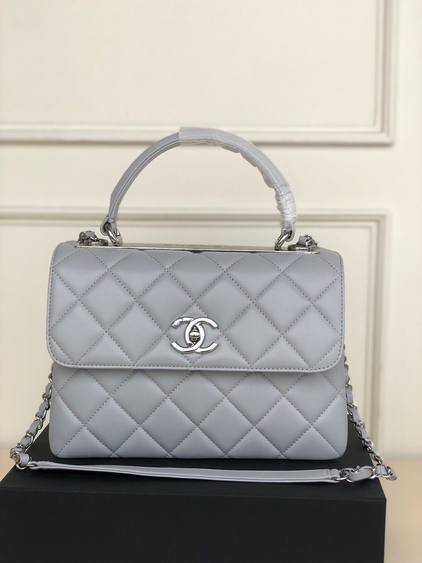 Ch**el FLAP BAG WITH TOP HANDLE 6.6 × 9.8 × 4.7 in
