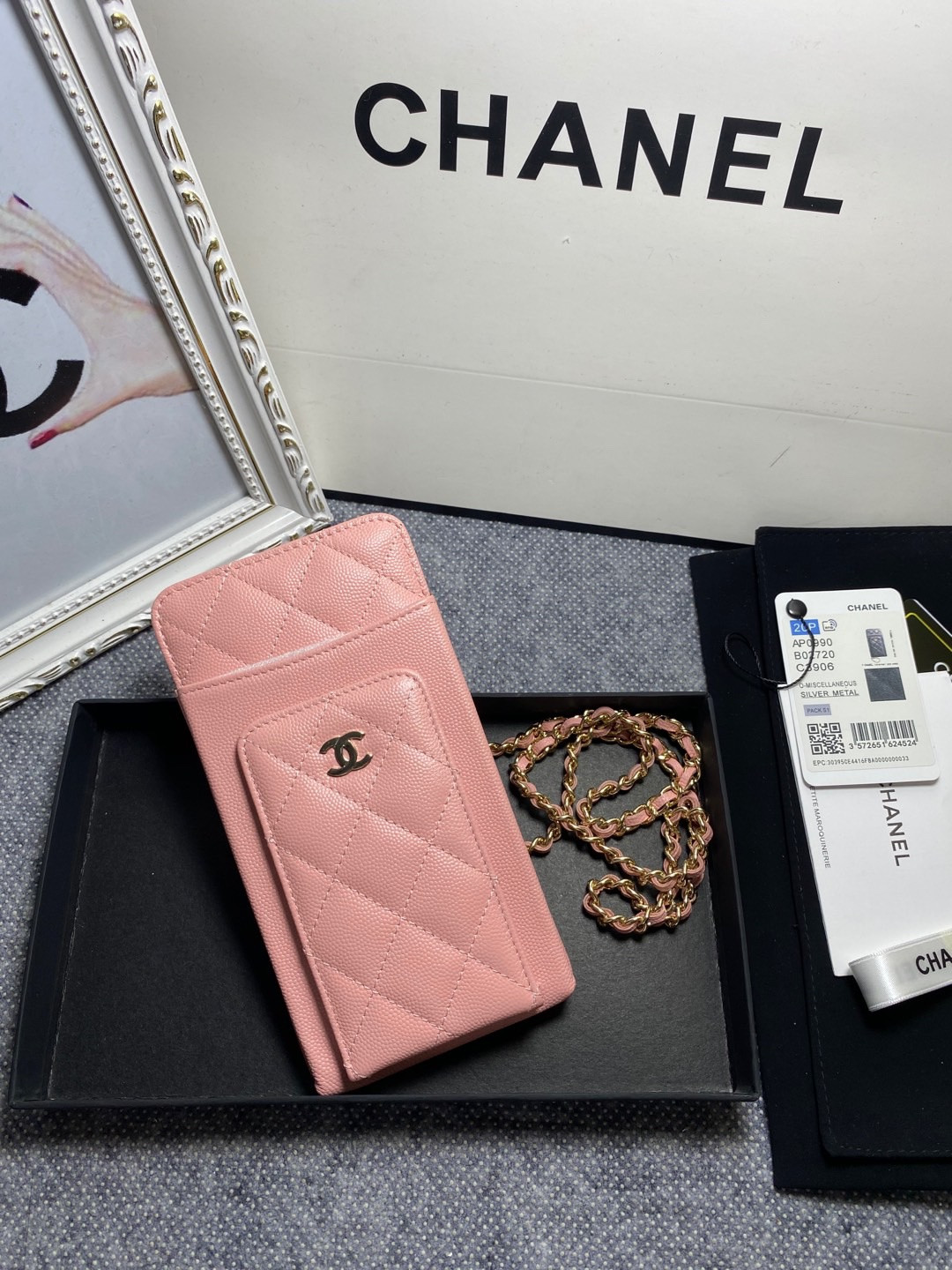 Ch**el LONG ZIPPED WALLET 19-11cm