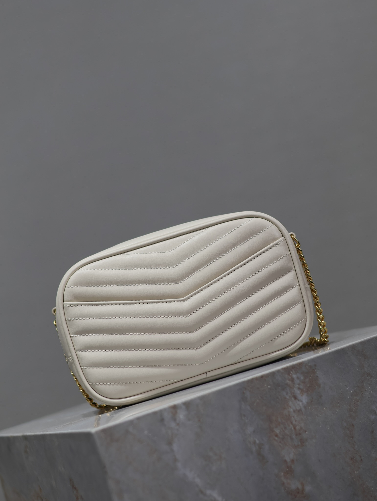 Y51 MINI LOU IN QUILTED LEATHER 7.5 X 4.1 X 2 INCHES