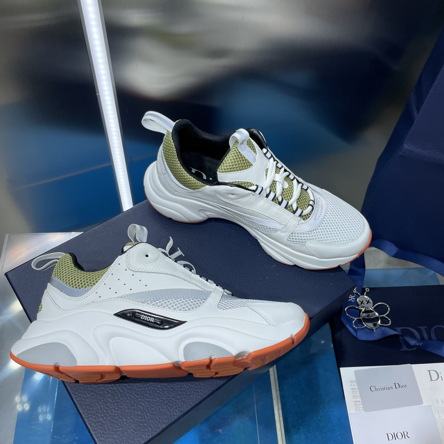 UA D10r B22 white and green Sneaker