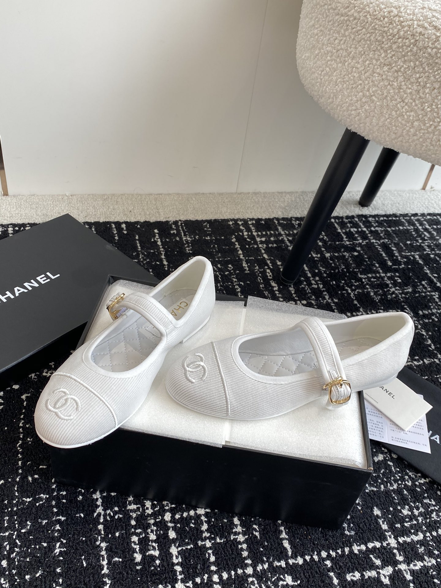 UA Ch**el MARY JANES Cotton & Silk