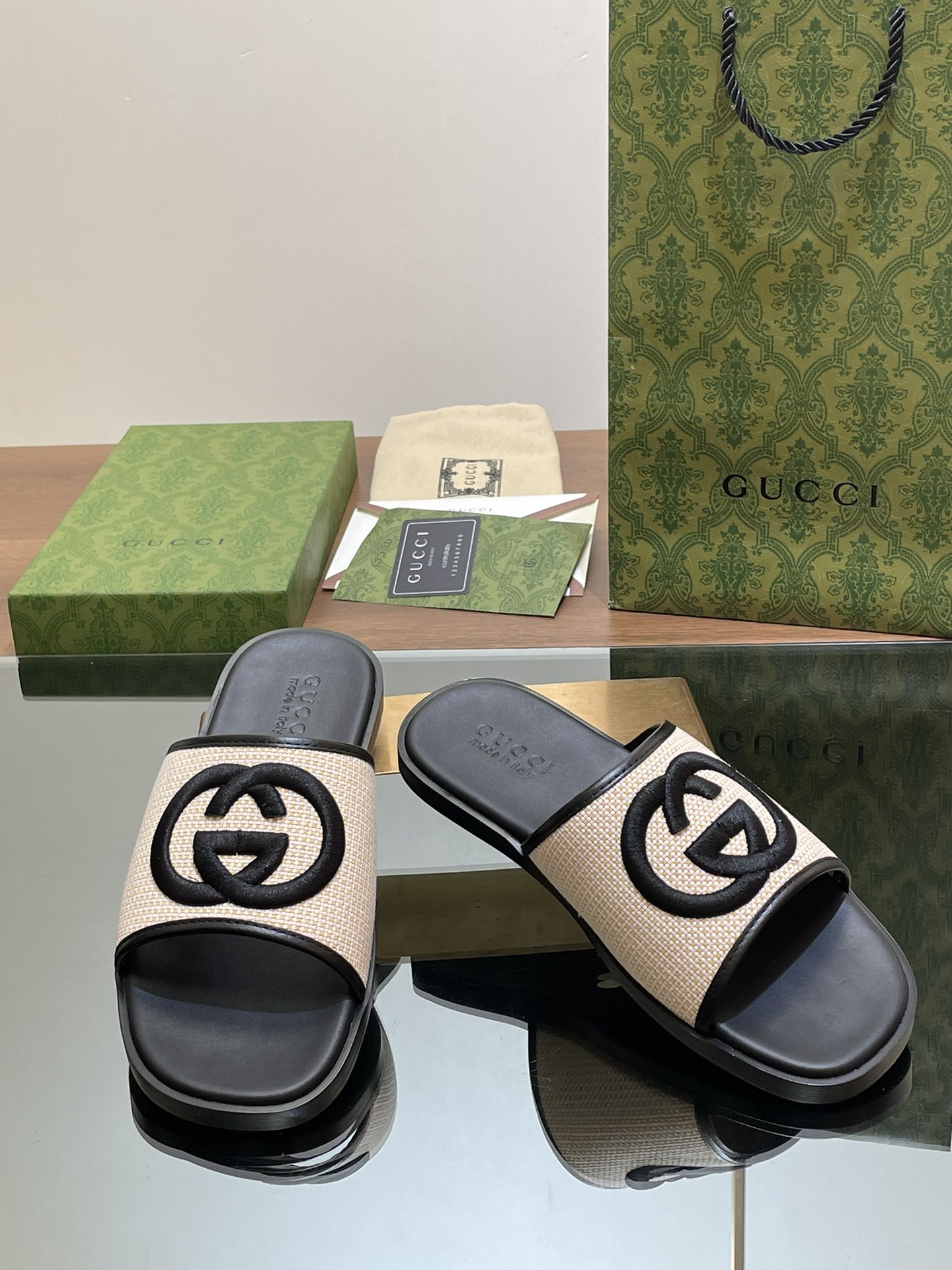 UA Gvc*1 INTERLOCKING G SLIDE SANDAL