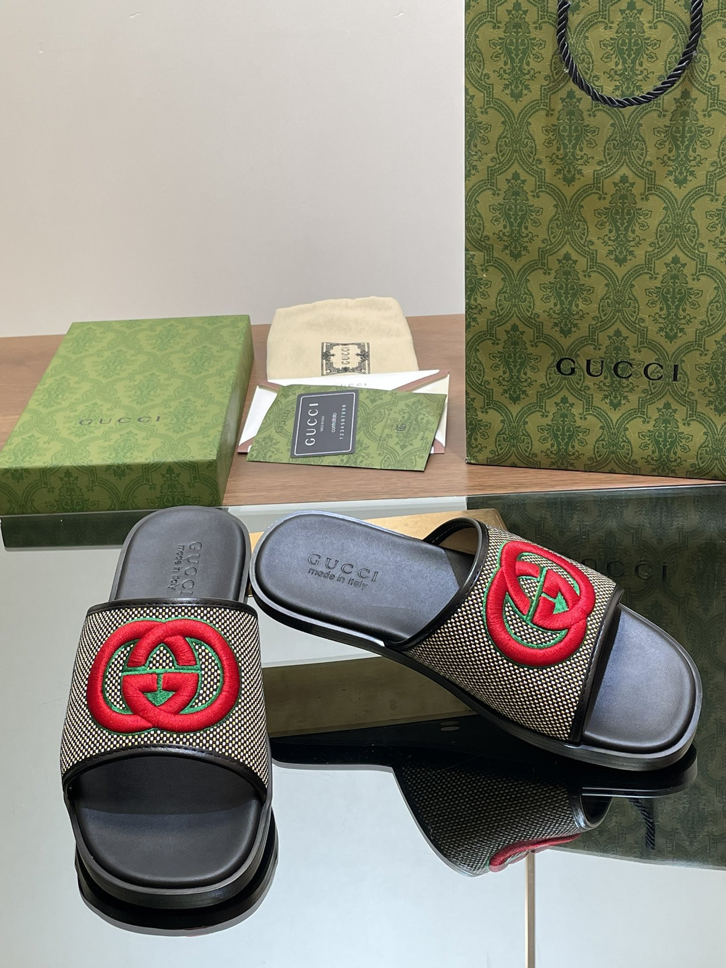 UA Gvc*1 INTERLOCKING G SLIDE SANDAL