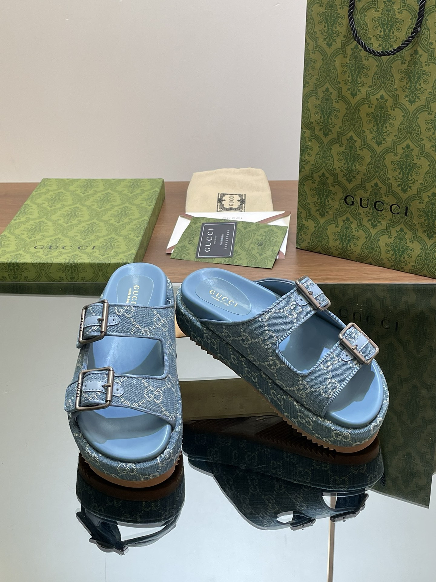 UA Gvc*1 SANDAL WITH DOUBLE G