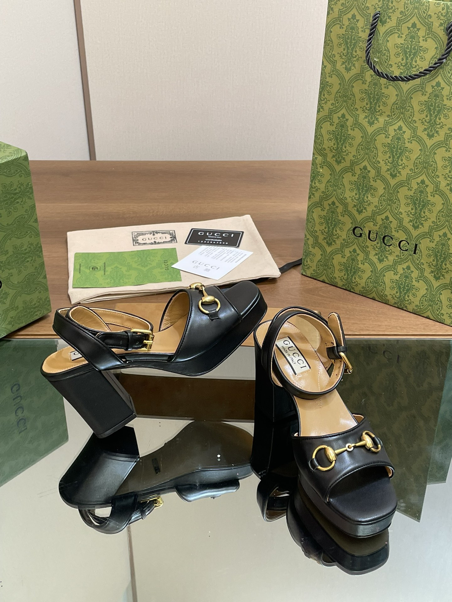 UA Gvc*1 HORSEBIT PLATFORM SANDAL