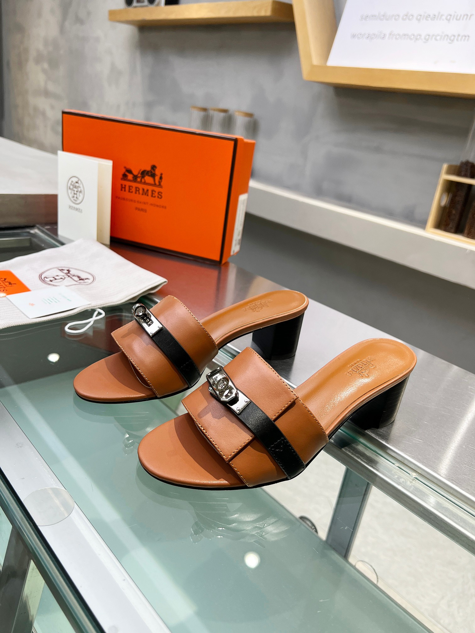 UA H**me5 Gigi 50 sandal
