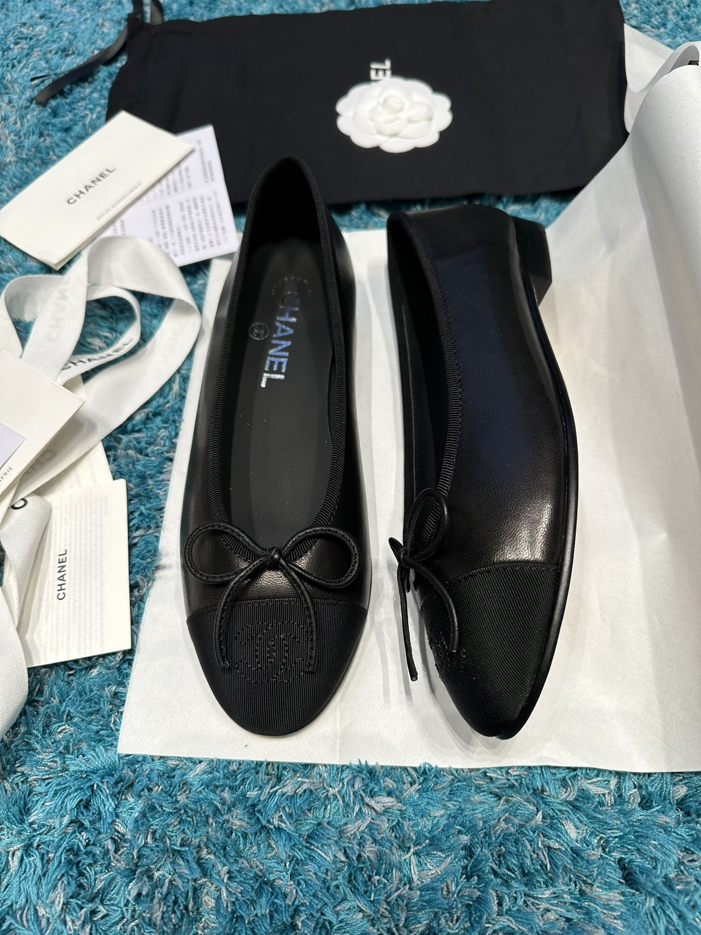 UA Ch**el BALLET FLATS