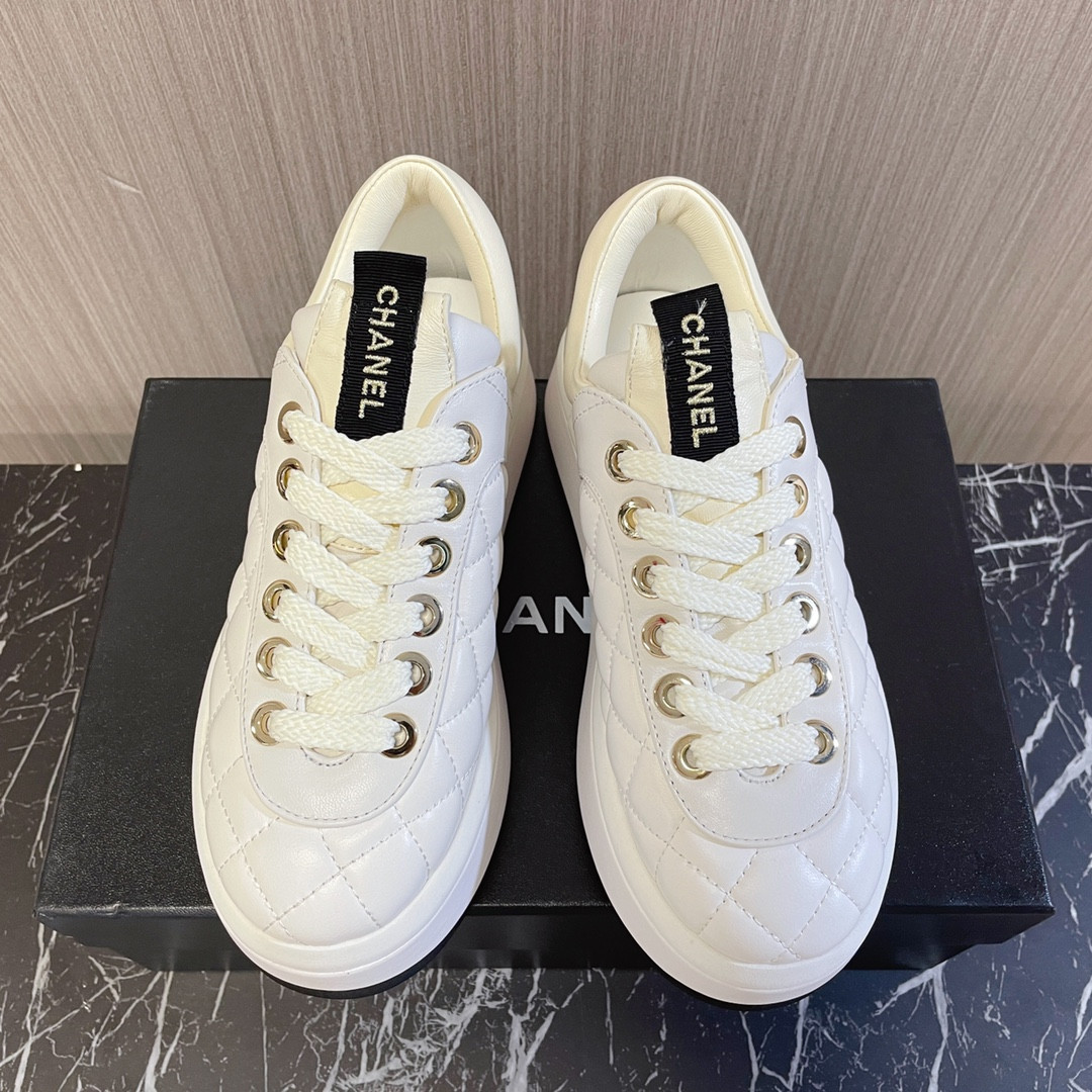 UA Ch**el SNEAKERS