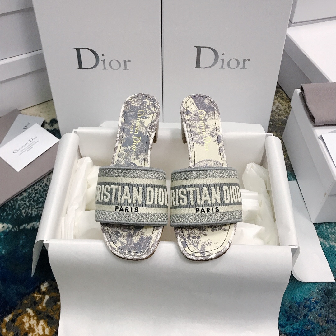 UA D10r Dway Heeled Slide