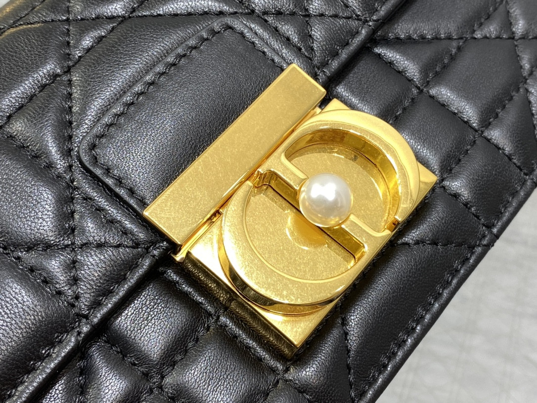 D10r Small D10r Ange Bag Black Macrocannage Calfskin 20 x 12 x 5 cm
