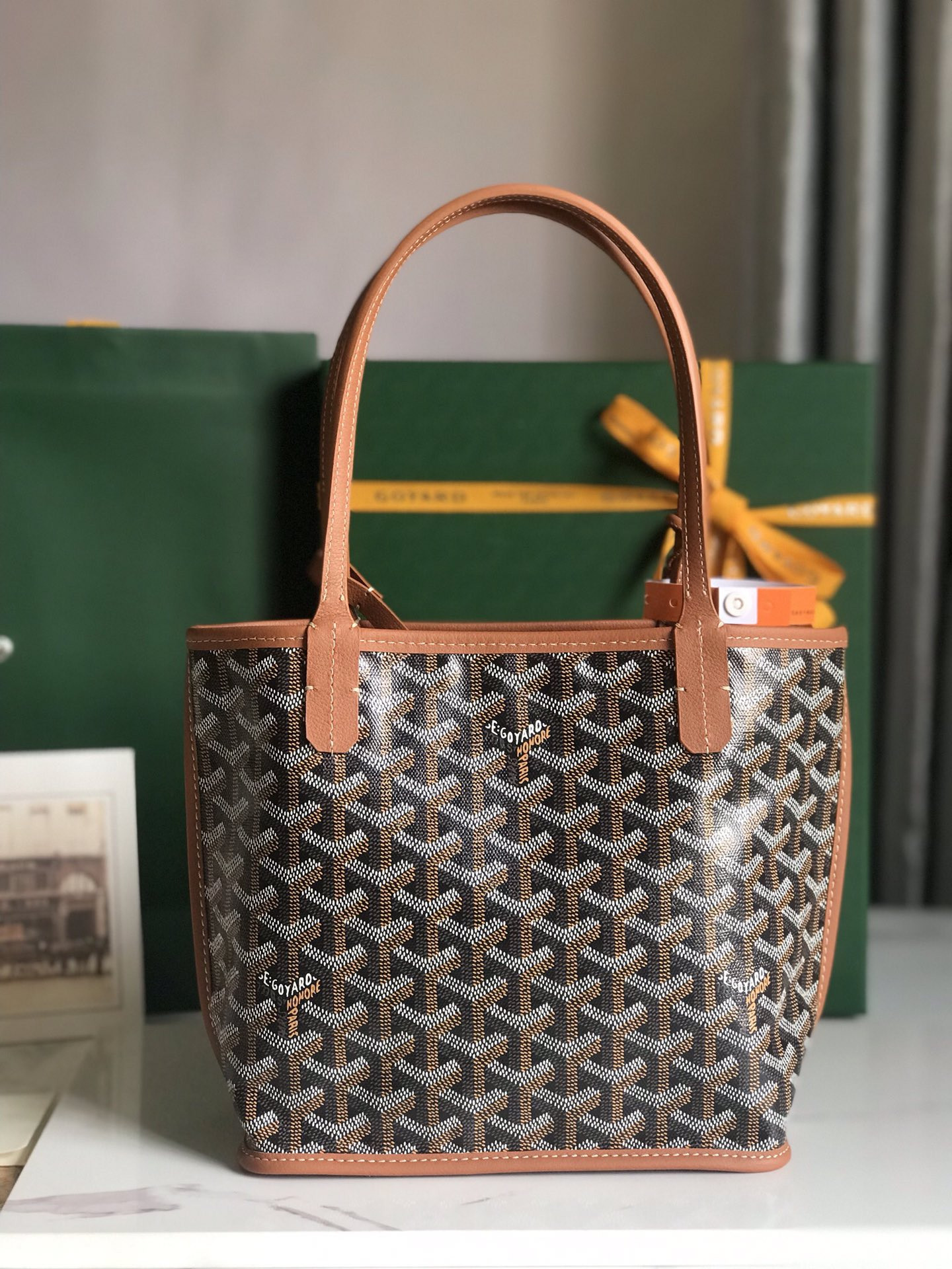 G09ard Anjou Mini Bag 20 cm x 10 cm x 20 cm