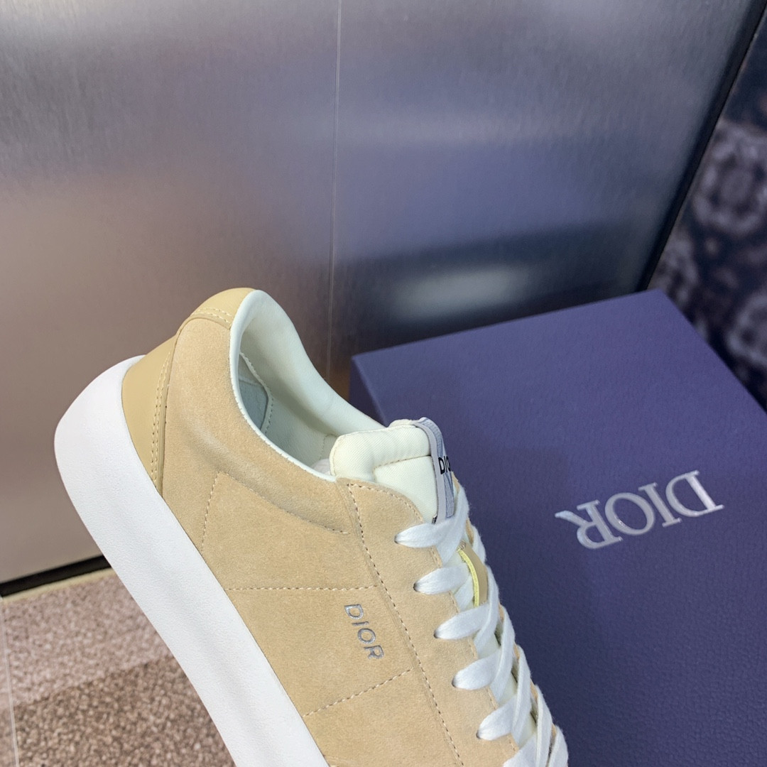 UA D10r B101 Sneaker
