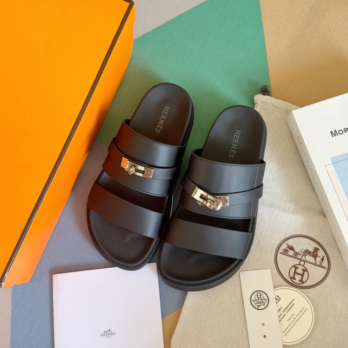 UA H**me5 Jackson sandal